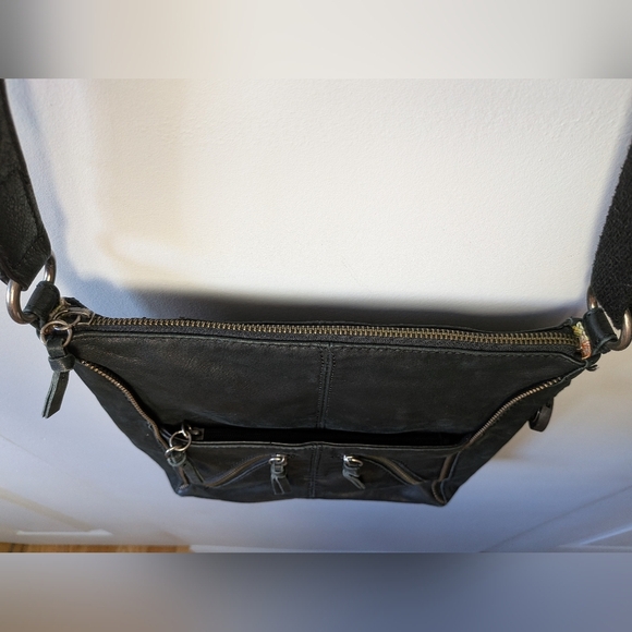 THE SAK Black Leather Shoulder Or Crossbody Bag Zipped Pockets - Picture 3 of 11
